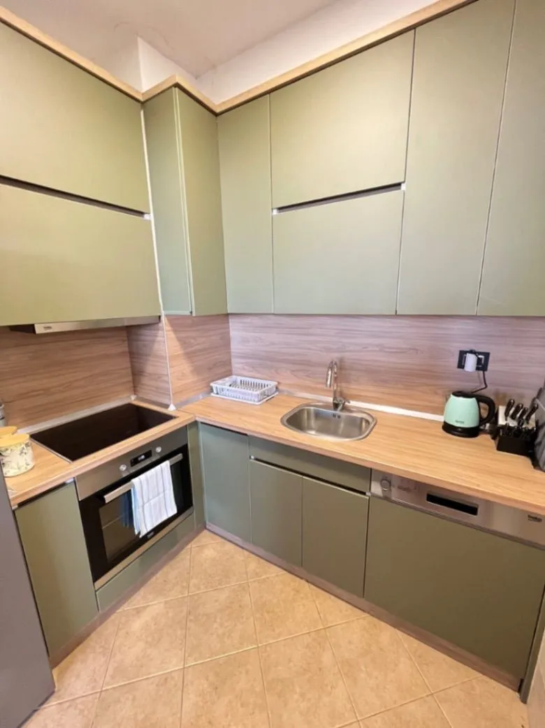 Izdavanje, dvosoban stan, 71m², Stari Aerodrom, Podgorica
