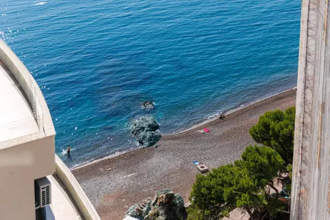 Sale, two bedroom apartment, 72m², Bečići, Budva - image 10
