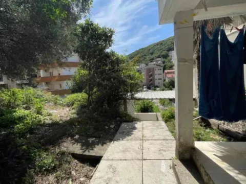 Sale, studio apartment, 27m², Babin Do, Budva - image 6