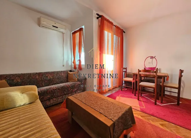 Rent, studio apartment, 32m², Makedonsko naselje, Bar