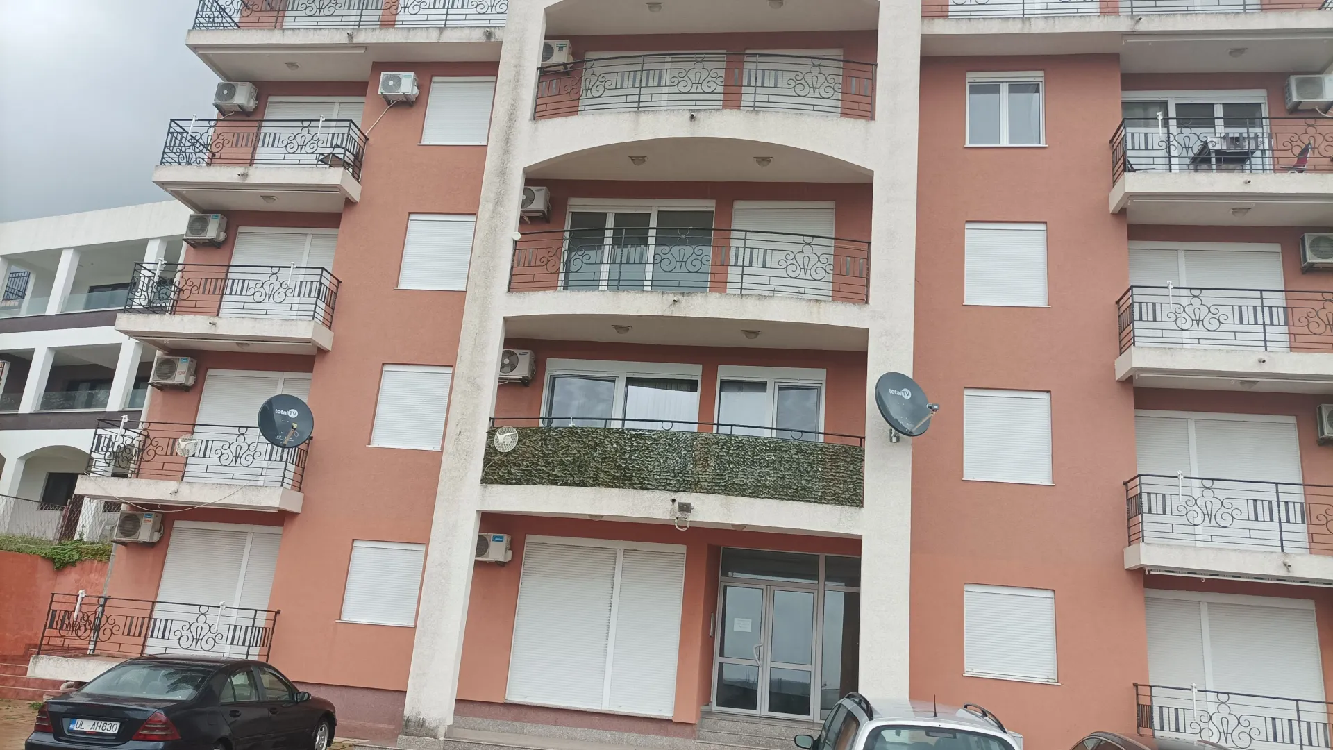 Rent, one bedroom apartment, 49m², Sutomore, Bar