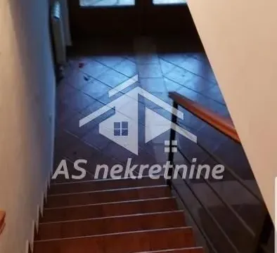 Izdavanje, kuća, 220m², Savski Venac, Beograd - image 14