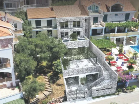 Sale, hospitality venue, 766m², Budva, Crna Gora