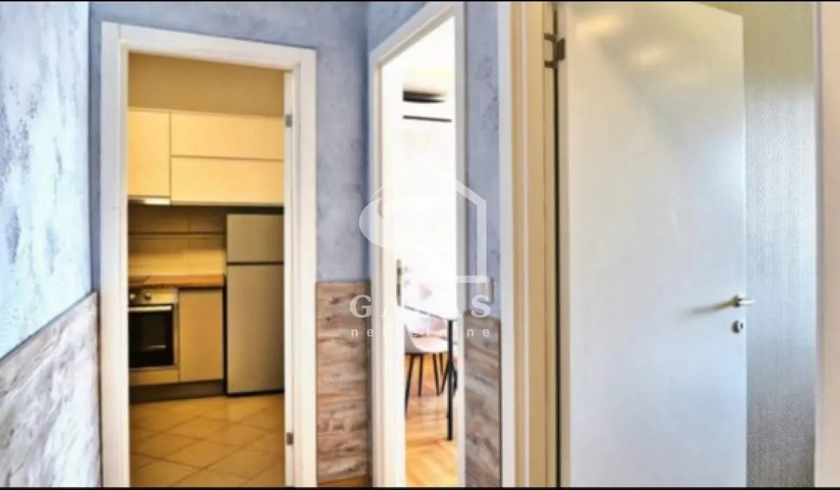 Izdavanje, dvosoban stan, 55m², Savski Venac, Beograd