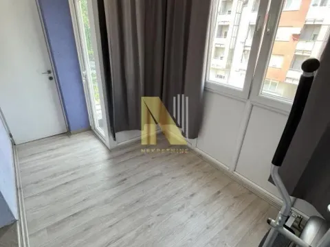 Izdavanje, trosoban stan, 69m², Bulevar Oslobodjenja, Novi Sad Sve Podlokacije - image 12