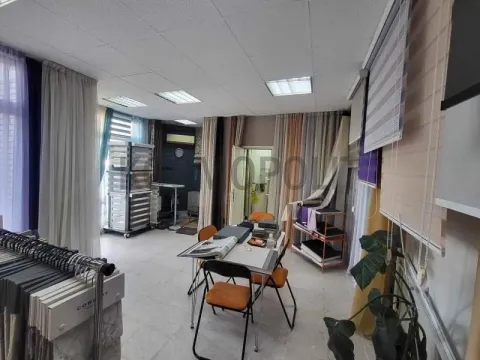 Poslovni prostor in Vidikovački venac
