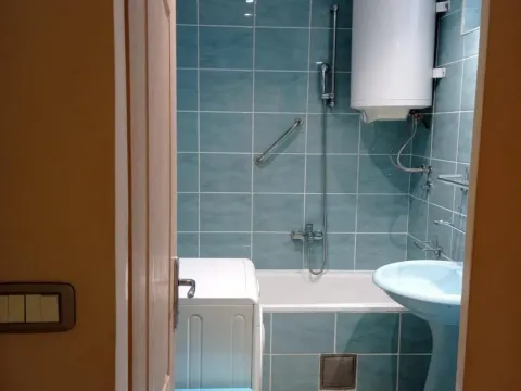Izdavanje, trosoban stan, 75m², Žarkovo, Beograd - image 10