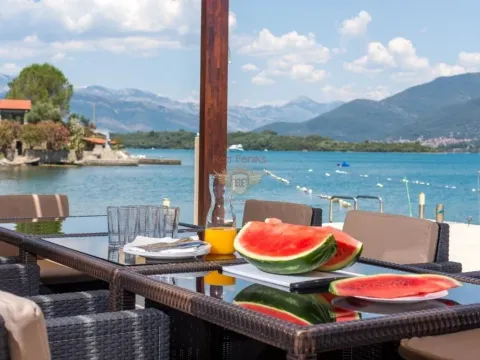 Prodaja, kuća, 170m², Tivat, Crna Gora