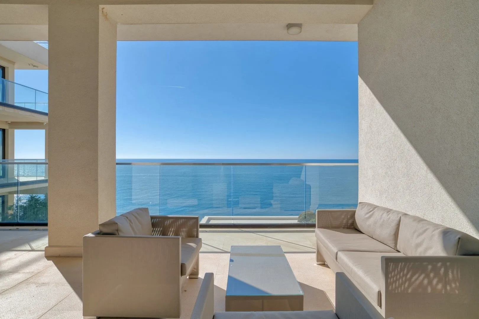 Sale, two bedroom apartment, 131m², Rijeka Reževići, Budva