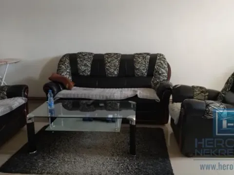 Prodaja, kuća, 440m², Kolonija, Jagodina - image 13