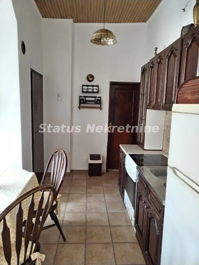 Izdavanje, jednosoban stan, 40m², Centar, Novi Sad