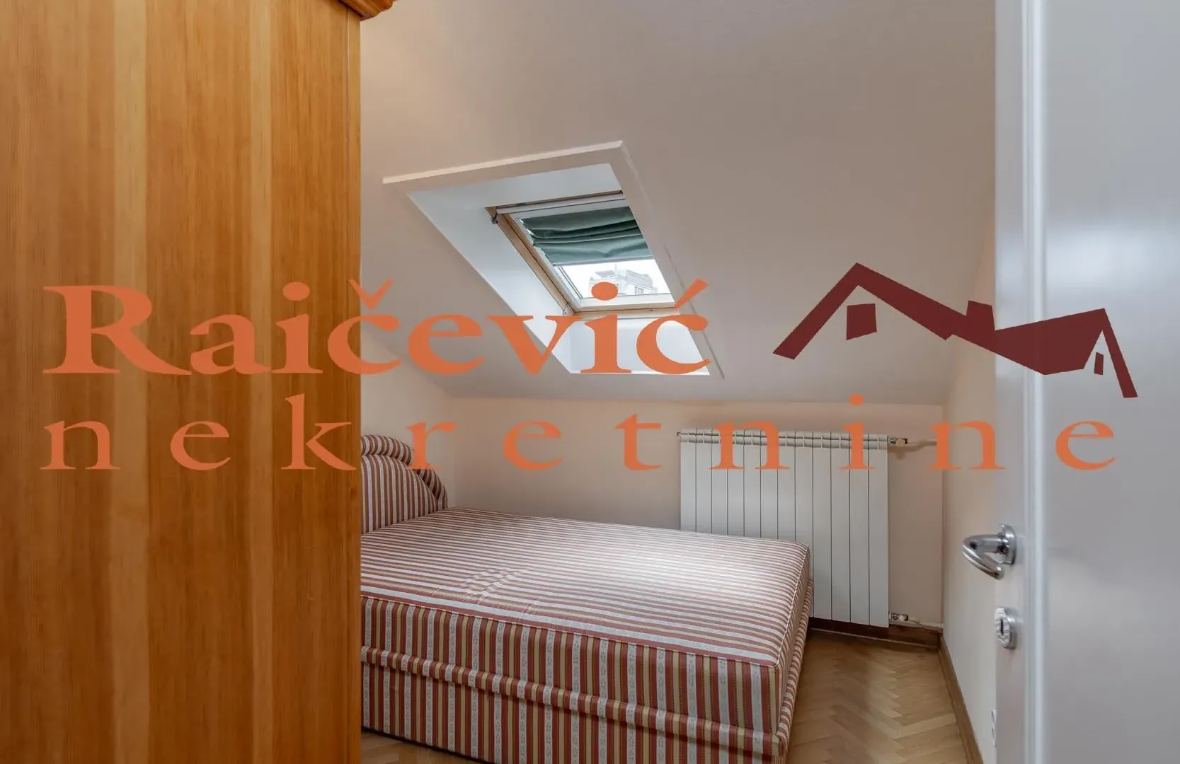 Rent, three bedroom apartment, 83m², Stari Grad, Beograd
