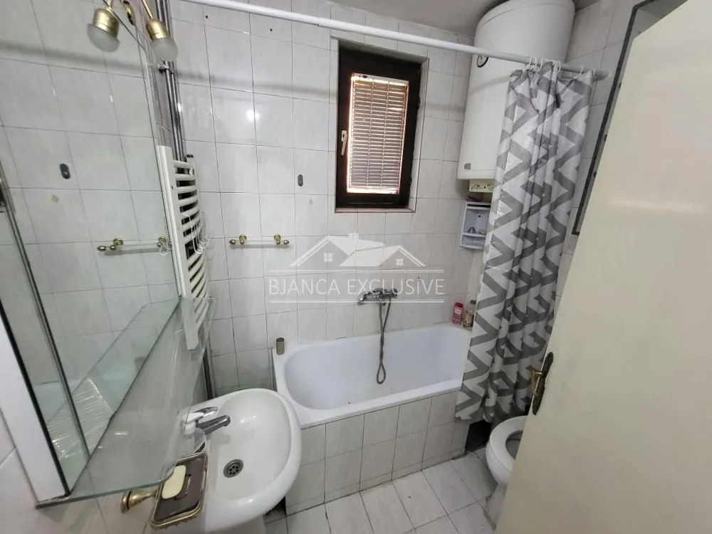 Sale, three bedroom apartment, 83m², Filmski Grad, Beograd