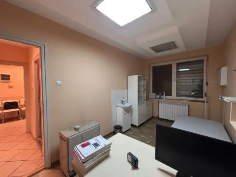 Izdavanje, poslovni prostor, 60m², Stari Grad, Beograd - image 4