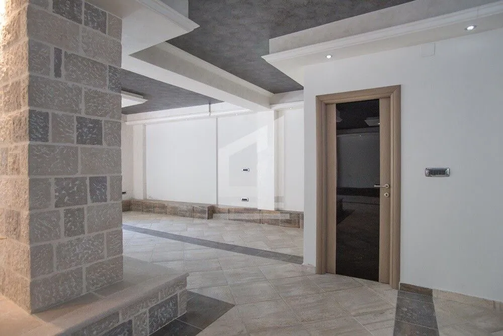 Sale, office space, 102m², Herceg Novi, Crna Gora