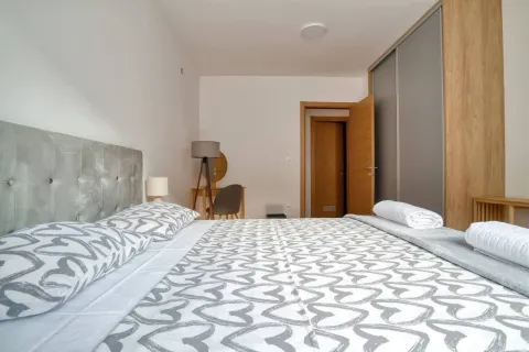 Rent, two bedroom apartment, 72m², Dubovica, Budva - image 5