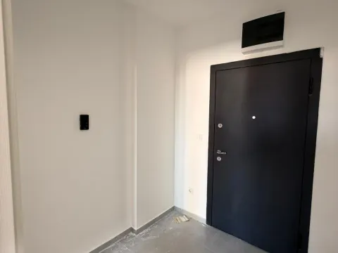 Izdavanje, jednosoban stan, 42m², Stari Aerodrom, Podgorica - image 3