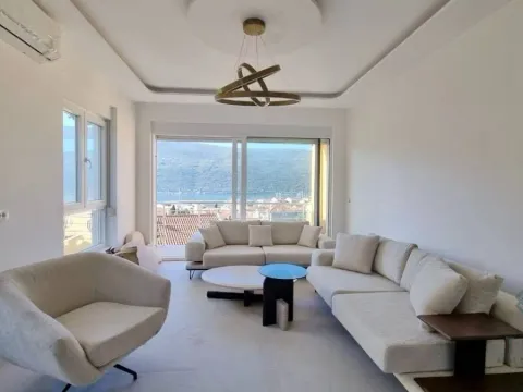 Prodaja, dvosoban stan, 70m², Kumbor, Herceg Novi
