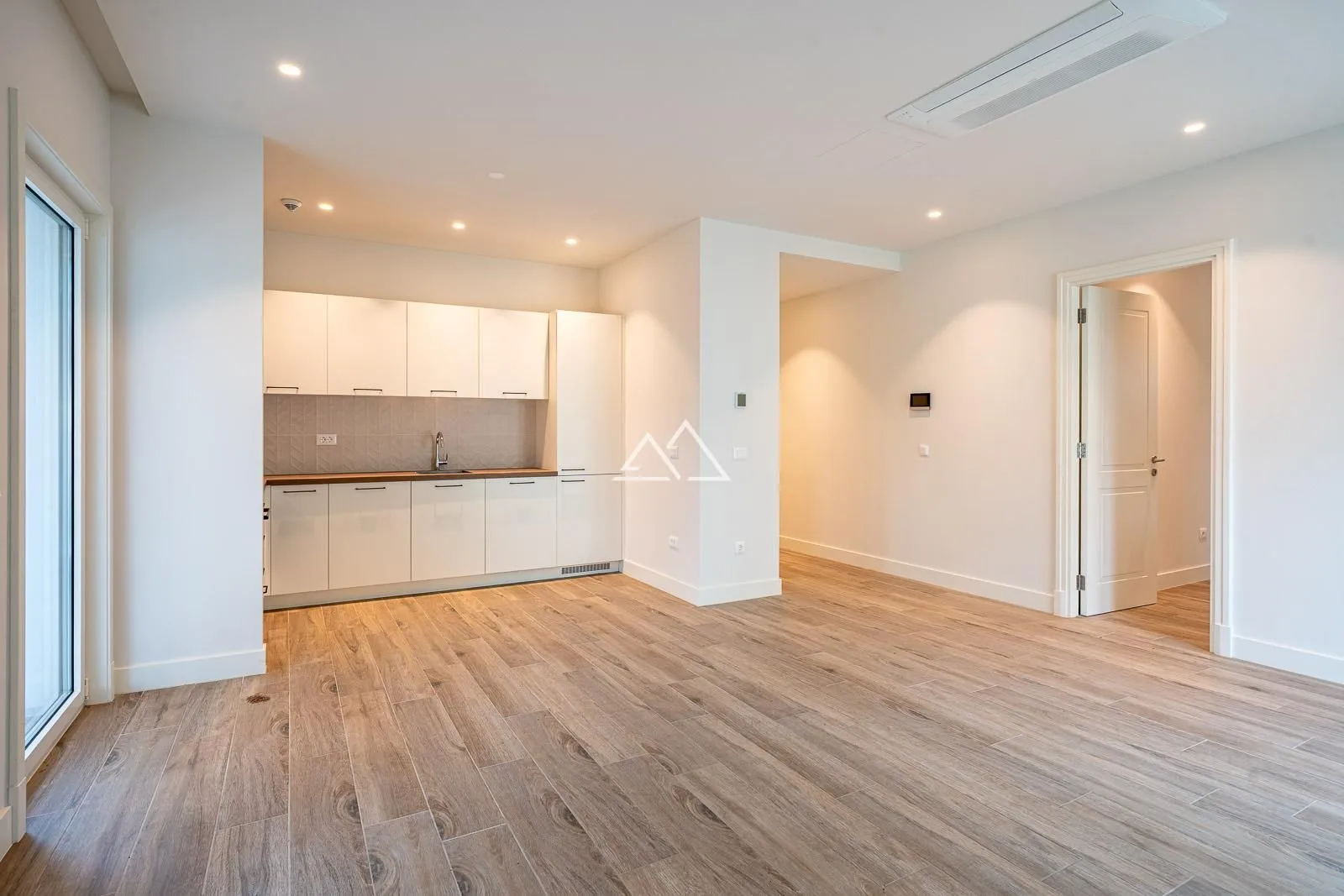 Prodaja, jednosoban stan, 65m², Luštica Bay, Tivat