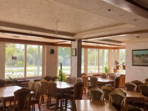 Rent, office space, 500m², Šušanj, Bar - image 2