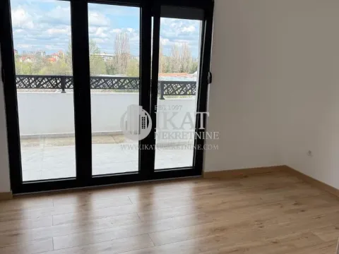 Prodaja, dvosoban stan, 67m², Centar, Pančevo - image 3