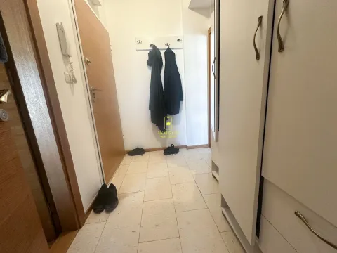 Sale, one bedroom apartment, 32m², Nova Dalmatinska, Podgorica - image 9