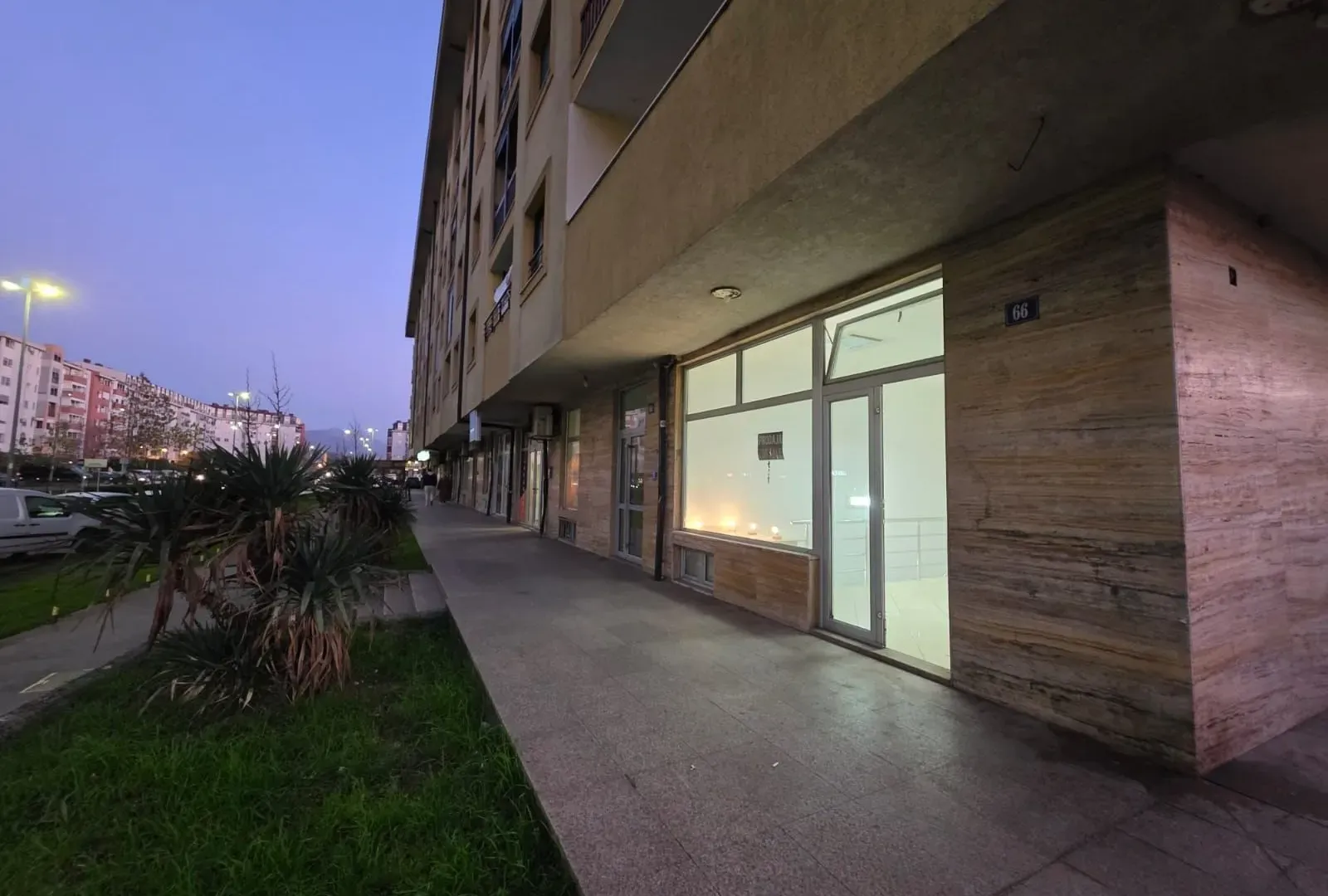 Sale, office space, 82m², Podgorica, Crna Gora
