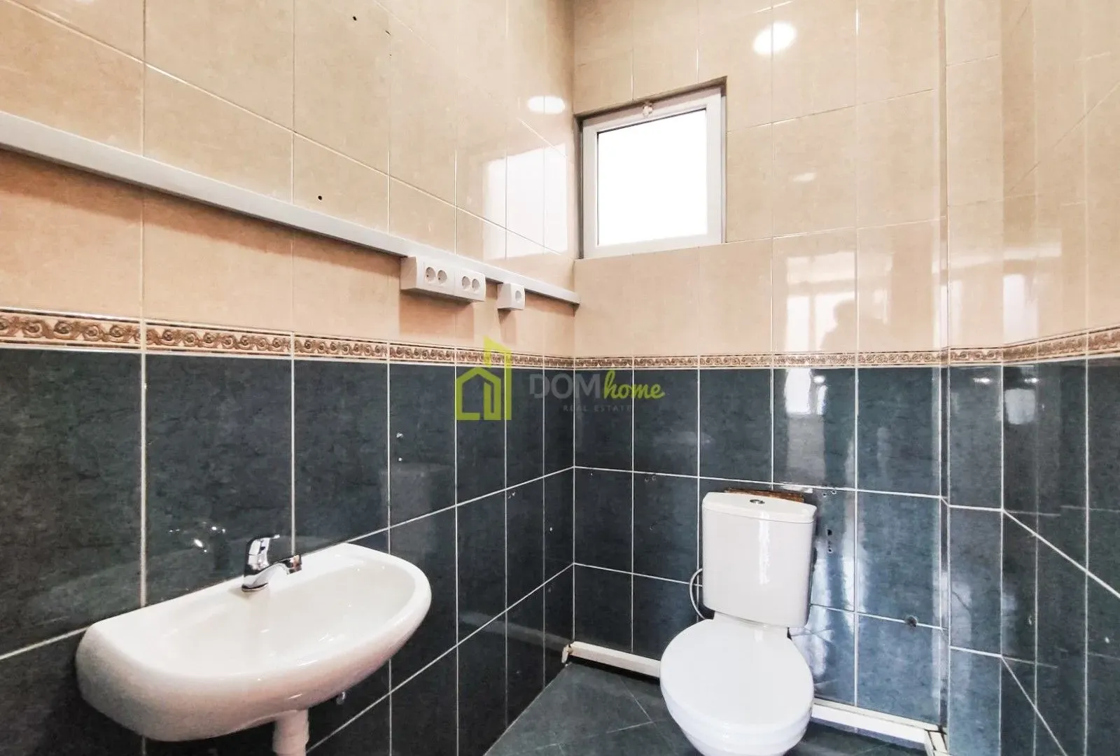 Rent, office space, 143m², Centar, Podgorica