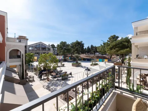 Prodaja, jednosoban stan, 37m², Luštica Bay, Tivat - image 2