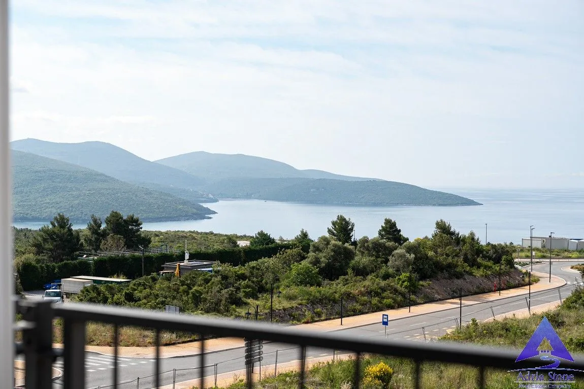 Prodaja, dvosoban stan, 94m², Luštica, Tivat