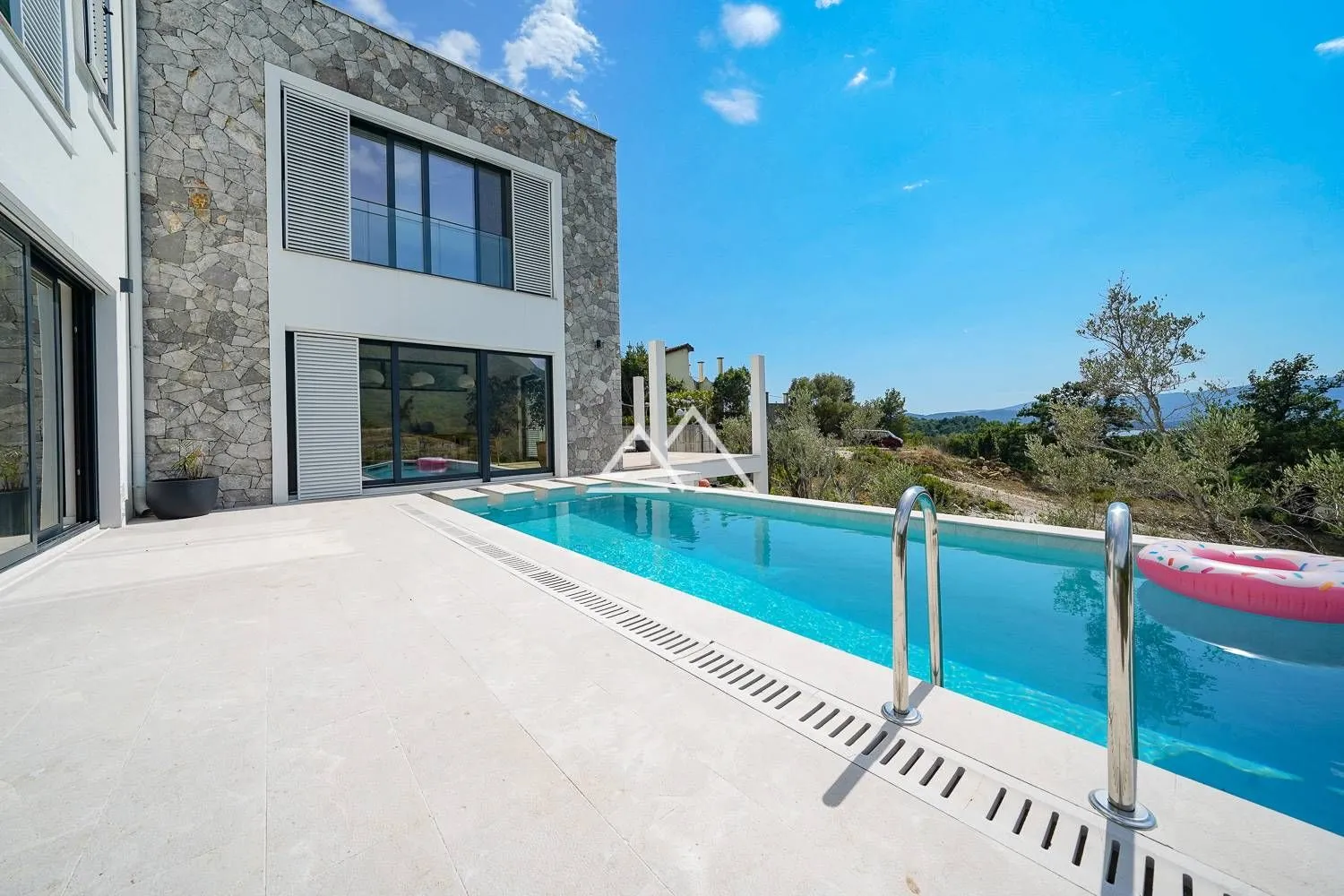 Prodaja, kuća, 220m², Tivat, Crna Gora