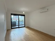 Prodaja, jednosoban stan, 54m², Centar, Bar