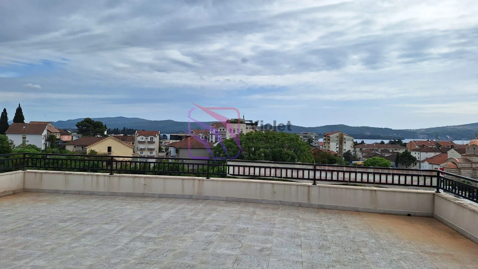 Prodaja, trosoban stan, 107m², Porto Montenegro, Tivat