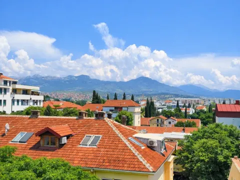 Prodaja, trosoban stan, 66m², Centar, Podgorica - image 18