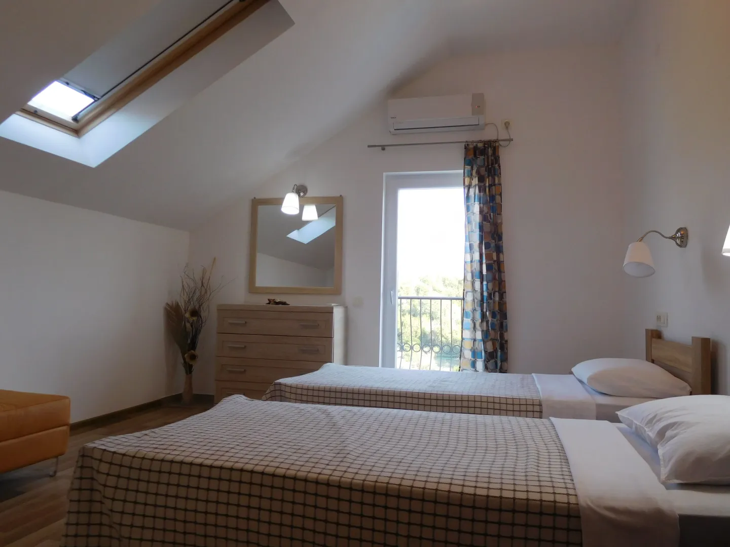 Prodaja, jednosoban stan, 63m², Gošići, Tivat