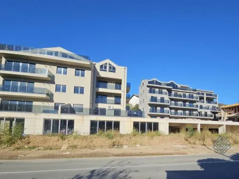 Sale, one bedroom apartment, 50m², Baošići, Herceg Novi - image 4