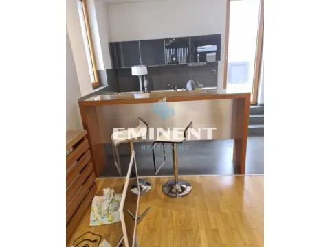 Izdavanje, poslovni prostor, 2776m², Zemun Sve Podlokacije, Beograd - image 14