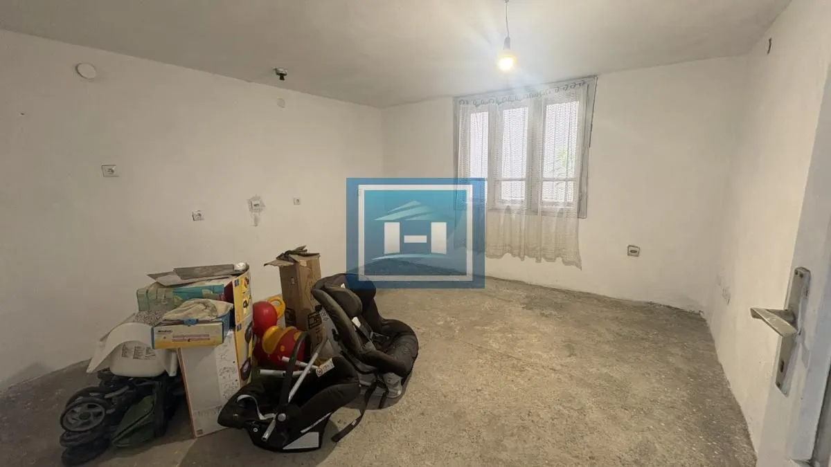 Prodaja, kuća, 157m², Ribarski put, Jagodina