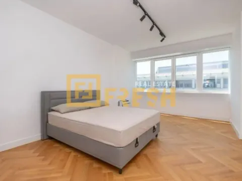 Izdavanje, dvosoban stan, 70m², Centar, Podgorica - image 5