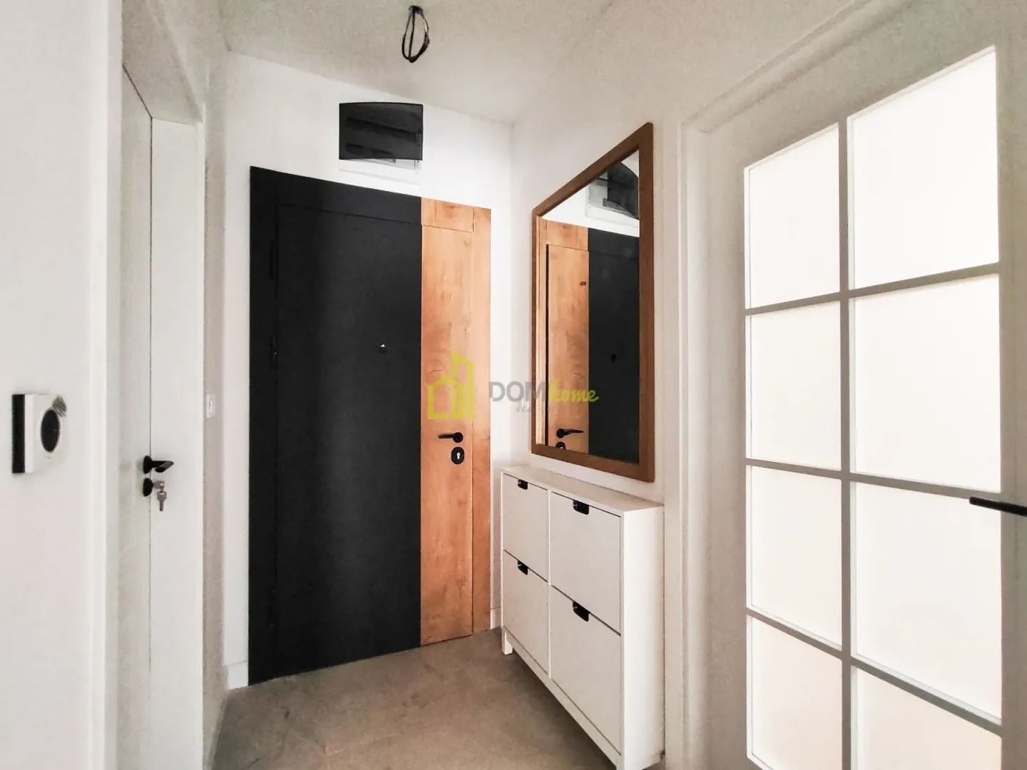 Izdavanje, jednosoban stan, 40m², Tološi, Podgorica