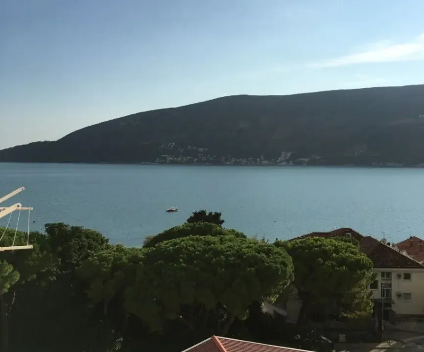 Rent, two bedroom apartment, 68m², Centar, Herceg Novi