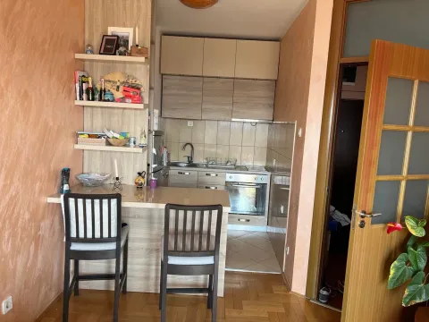 Rent, one bedroom apartment, 45m², Centar, Tivat - image 5