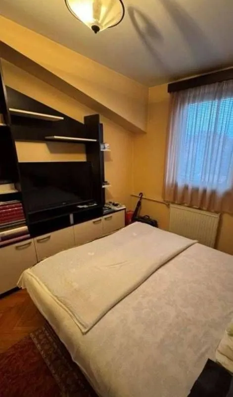 Prodaja, trosoban stan, 61m², Centar Sve Podlokacije, Beograd