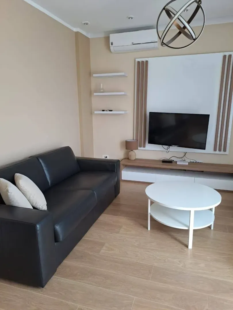 Rent, two bedroom apartment, 70m², Bečići, Budva
