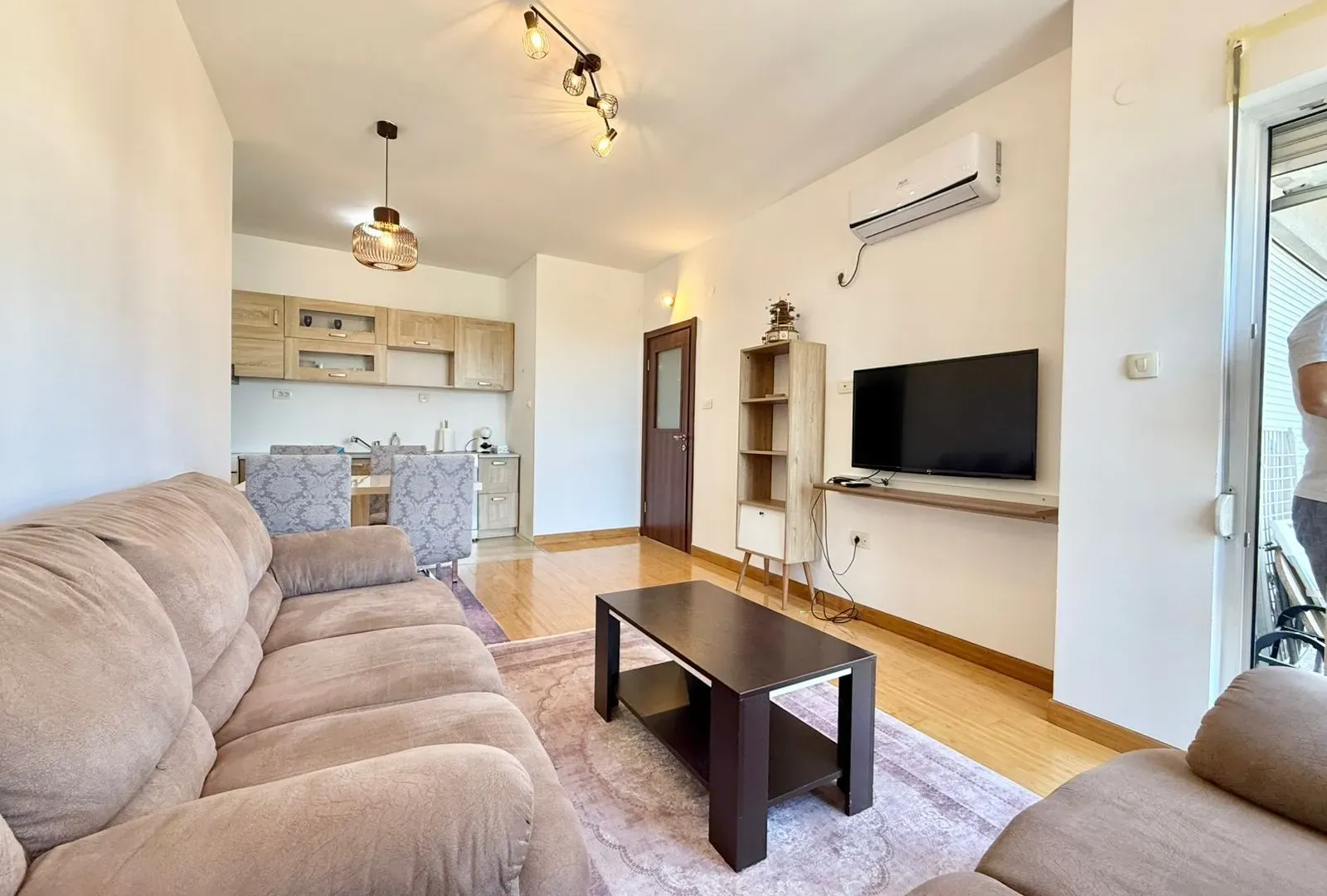 Prodaja, dvosoban stan, 64m², Zabjelo, Podgorica