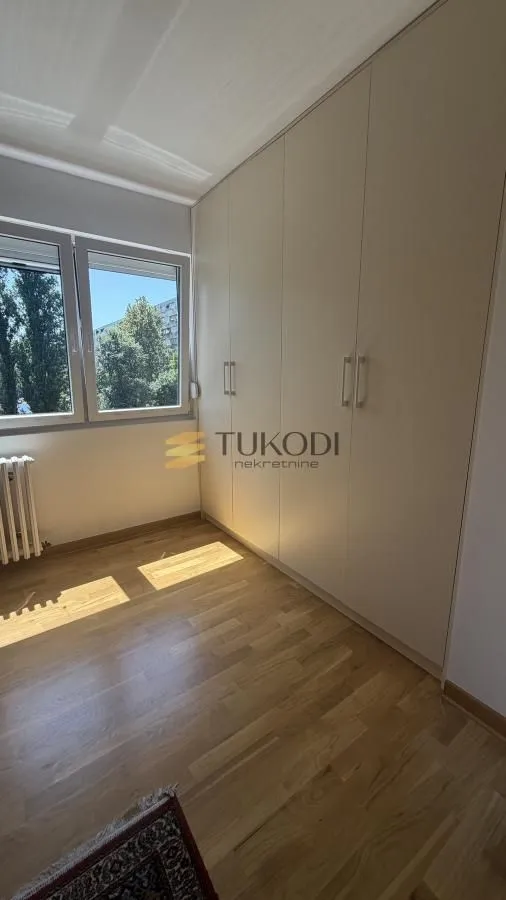 Rent, two bedroom apartment, 59m², Stari Merkator, Novi Beograd Sve Podlokacije