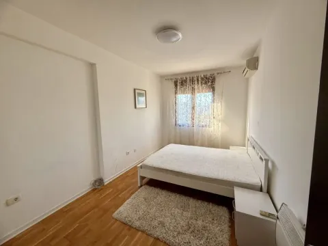 Izdavanje, dvosoban stan, 90m², Preko Morače, Podgorica - image 5