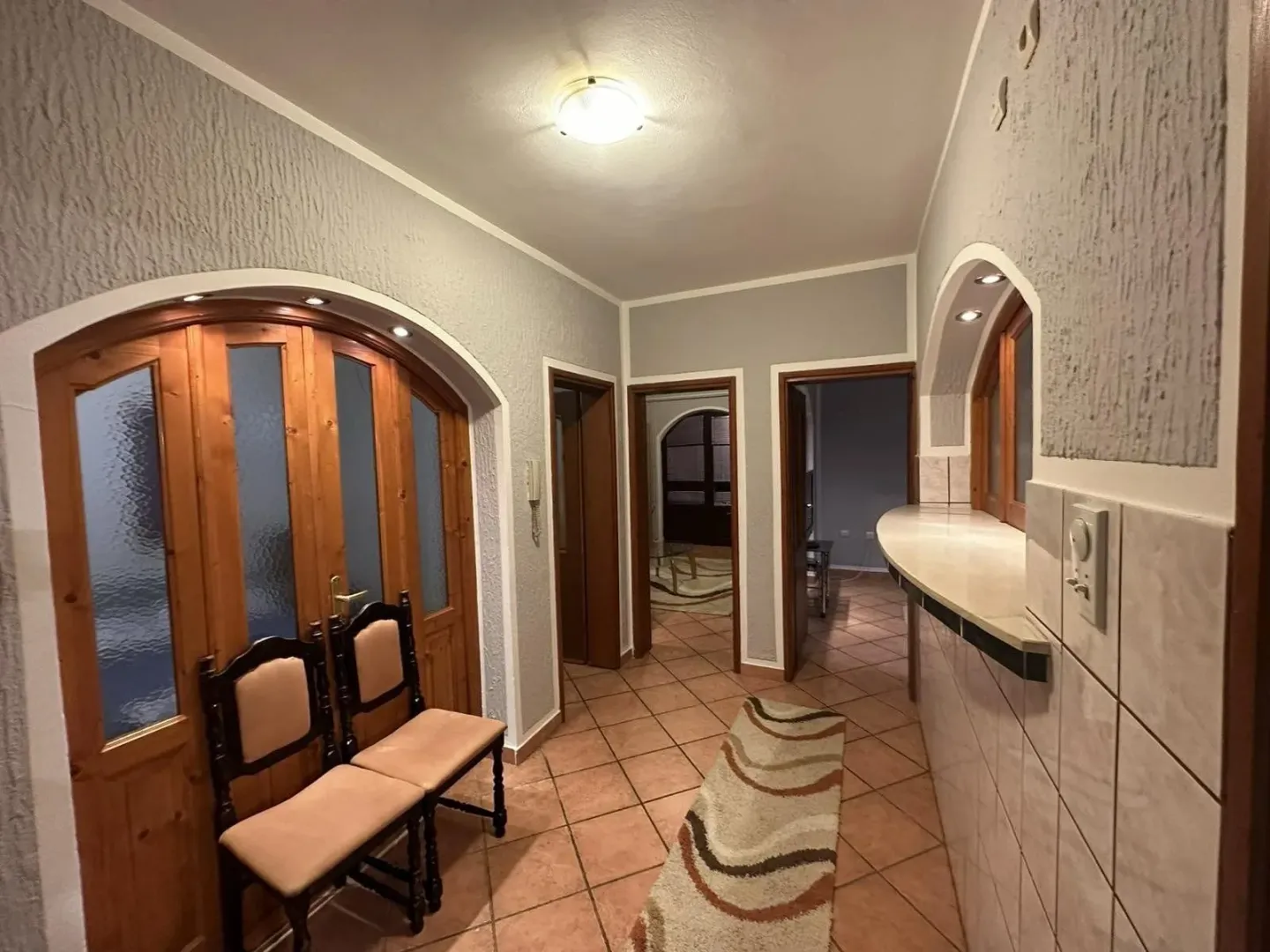 Izdavanje, trosoban stan, 68m², Zagorič, Podgorica