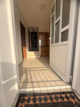 Izdavanje, dvosoban stan, 65m², Risan, Kotor - image 5