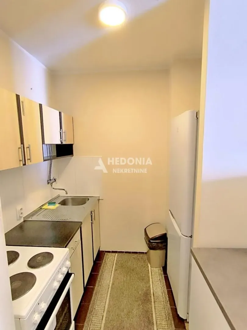 Prodaja, jednosoban stan, 30m², Čukarička Padina, Beograd